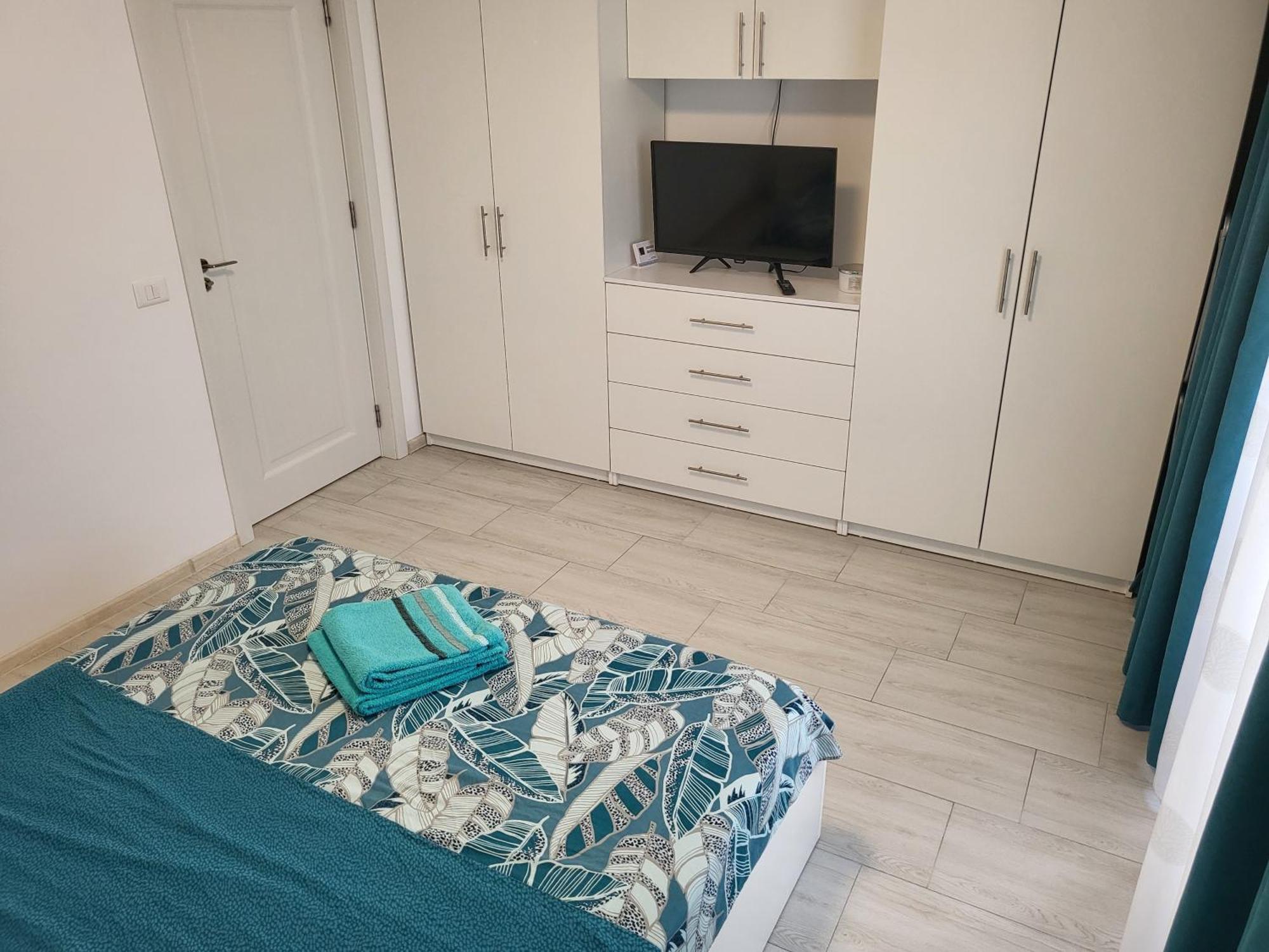 Apartament Alex, Dem Radulescu Râmnicu Vâlcea Esterno foto